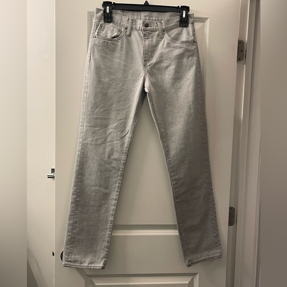Levi's Denim - Levi's Women's Straight Leg Jeans in Light Gray 32x32